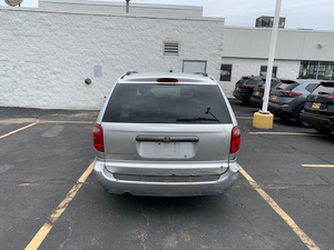 2006 Chrysler Town &amp; Country LX