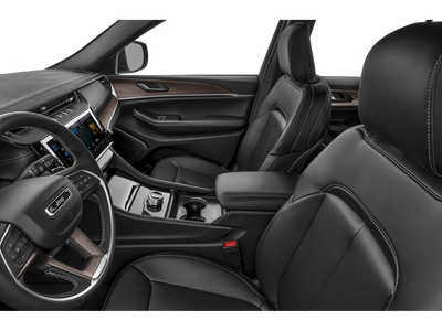 2027 Jeep Grand Cherokee Altitude