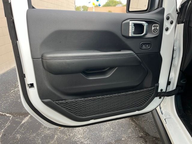 2027 Jeep Wrangler Base