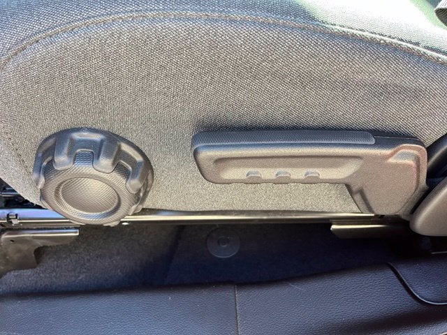 2026 Jeep Wrangler 4-Door Sahara - Photo 16
