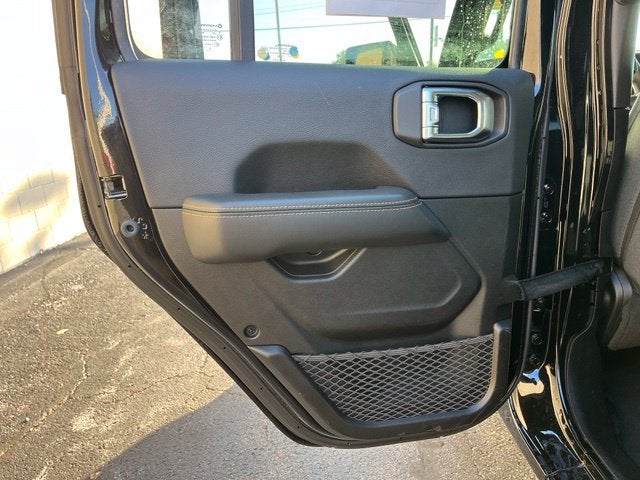 2026 Jeep Wrangler 4-Door Sahara - Photo 28