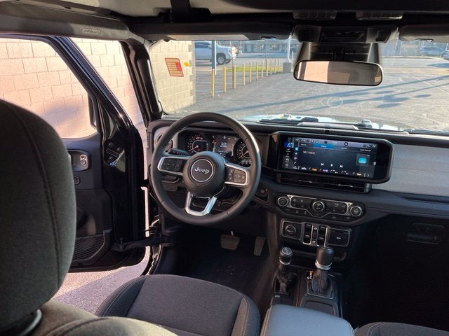 2026 Jeep Wrangler 4-Door Sahara - Photo 33