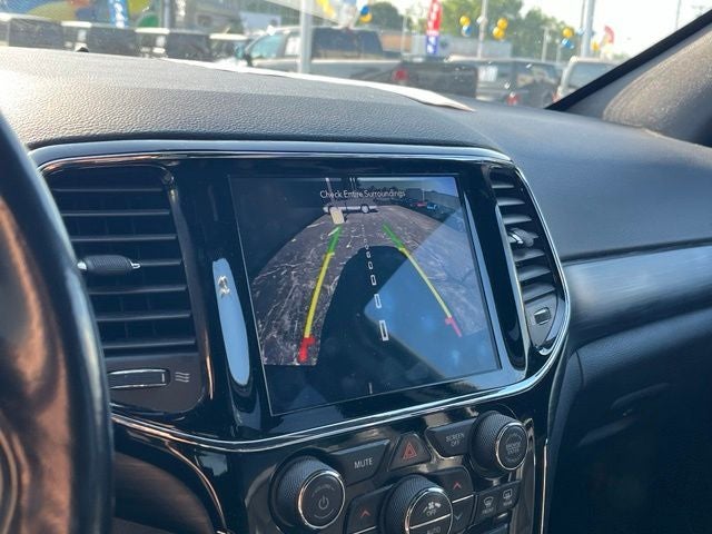 2020 Jeep Grand Cherokee Laredo