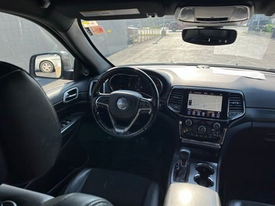 2020 Jeep Grand Cherokee Laredo