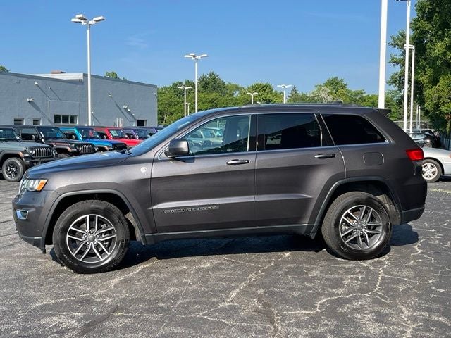 2020 Jeep Grand Cherokee Laredo