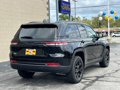 2025 Jeep Grand Cherokee Altitude