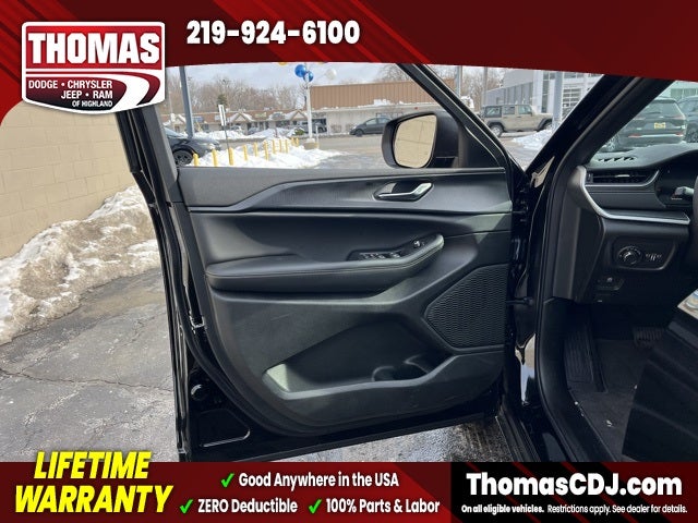 2025 Jeep Grand Cherokee Laredo X