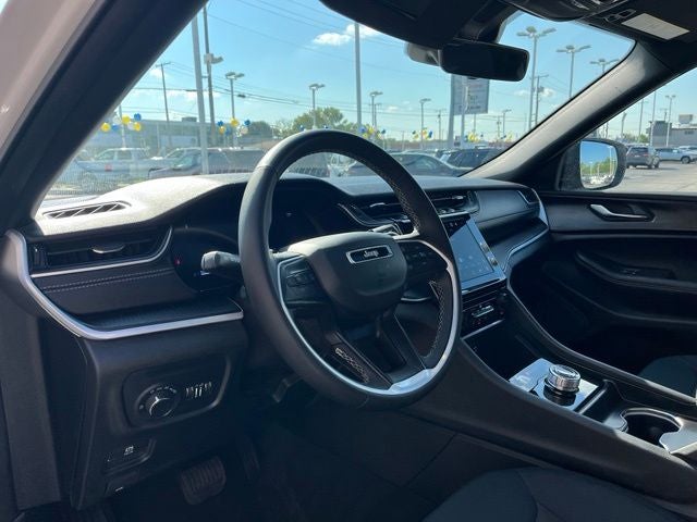 2025 Jeep Grand Cherokee Laredo X