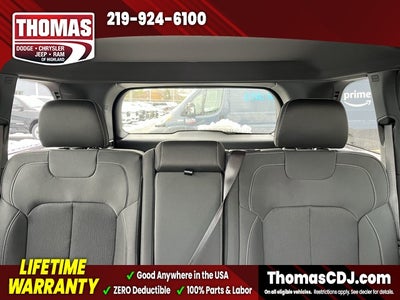 2025 Jeep Grand Cherokee Base