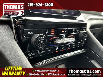 2025 Jeep Grand Cherokee Base