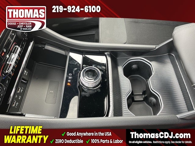 2025 Jeep Grand Cherokee Base