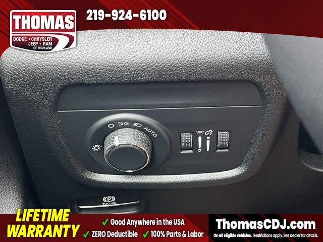 2025 Jeep Grand Cherokee Base