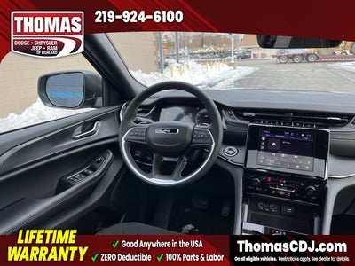 2025 Jeep Grand Cherokee Base