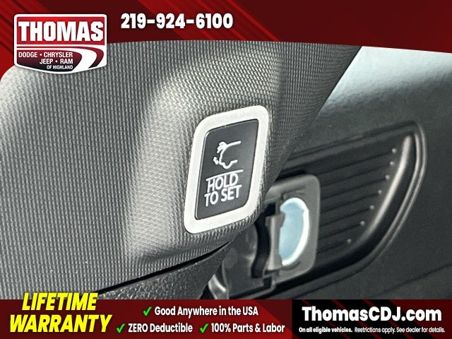 2025 Jeep Grand Cherokee Base