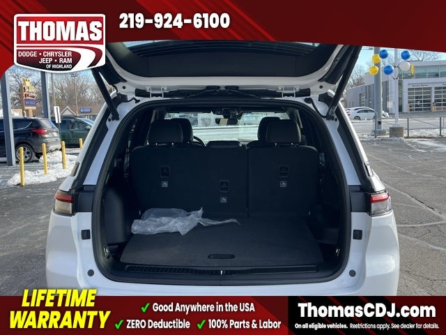 2026 Jeep Grand Cherokee Laredo