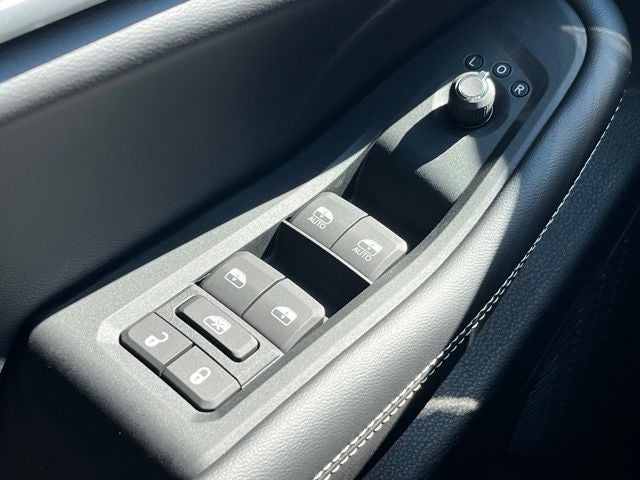 2027 Jeep Grand Cherokee Altitude