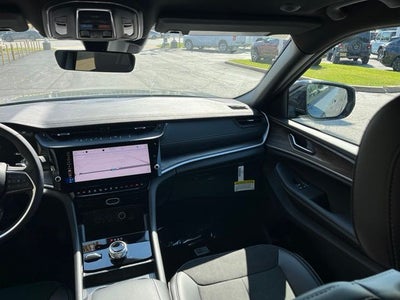2027 Jeep Grand Cherokee Altitude