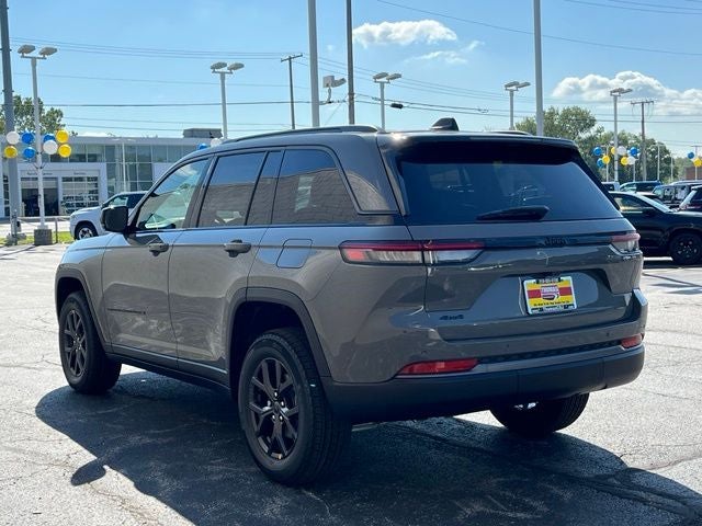 2027 Jeep Grand Cherokee Altitude
