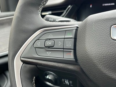 2026 Jeep Grand Cherokee Laredo Altitude