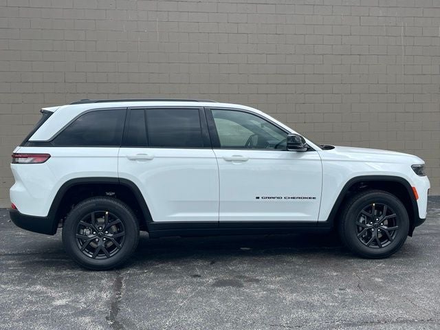 2027 Jeep Grand Cherokee Altitude
