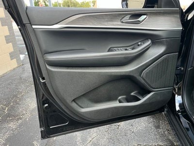 2027 Jeep Grand Cherokee Altitude