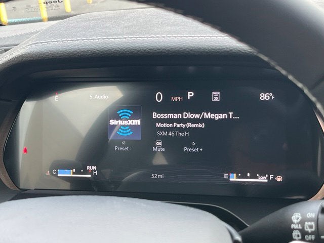 2027 Jeep Grand Cherokee Altitude