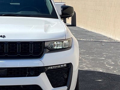 2027 Jeep Grand Cherokee Limited Reserve