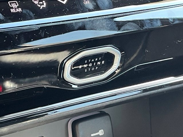 2027 Jeep Grand Cherokee Limited Reserve