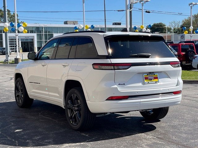 2027 Jeep Grand Cherokee Limited Reserve