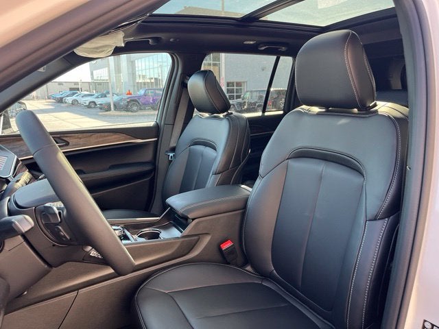 2027 Jeep Grand Cherokee Limited