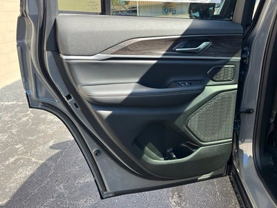 2027 Jeep Grand Cherokee Limited