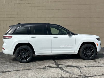2027 Jeep Grand Cherokee Summit