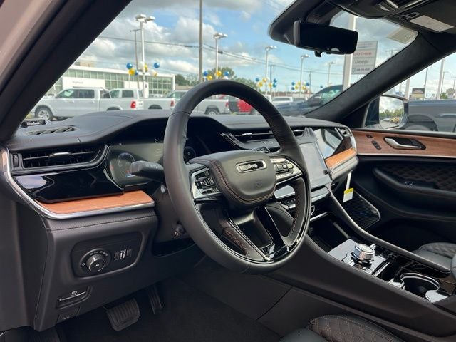 2027 Jeep Grand Cherokee Summit