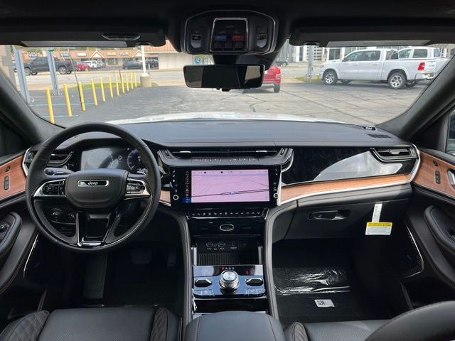 2027 Jeep Grand Cherokee Summit
