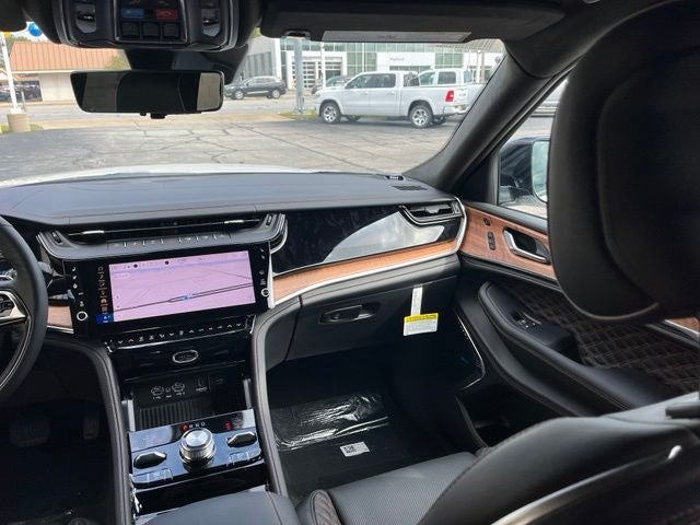 2027 Jeep Grand Cherokee Summit