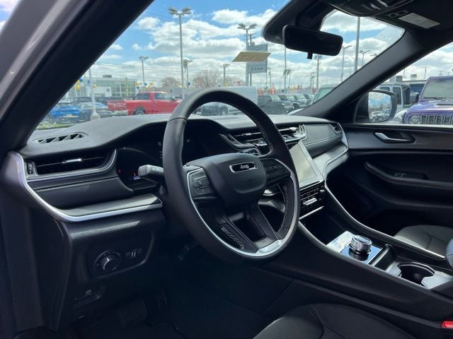 2026 Jeep Grand Cherokee L Laredo