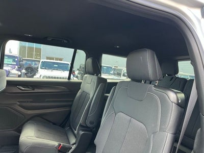 2026 Jeep Grand Cherokee L Laredo