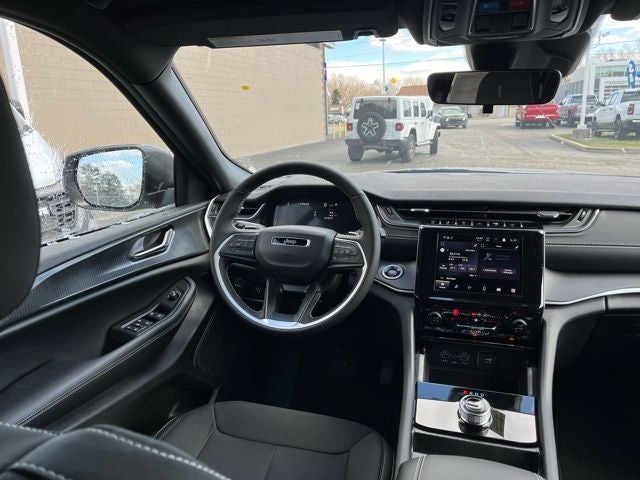 2026 Jeep Grand Cherokee L Laredo