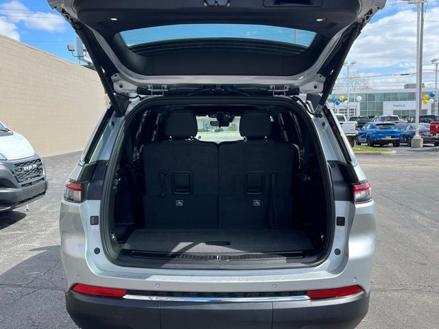 2026 Jeep Grand Cherokee L Laredo