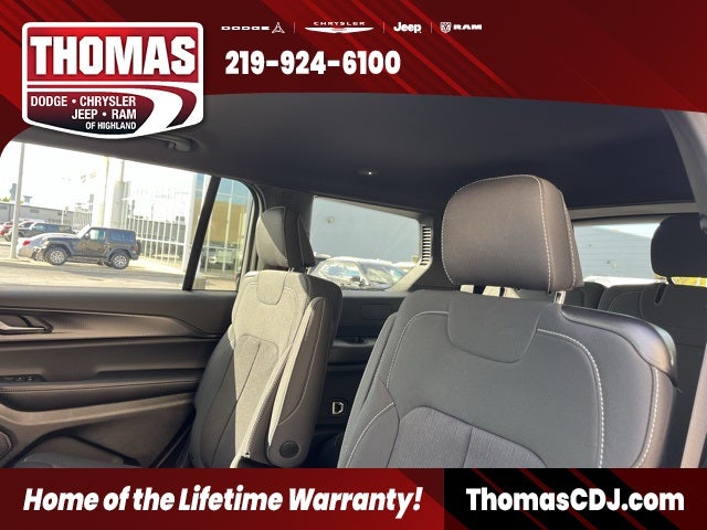 2025 Jeep Grand Cherokee L Laredo