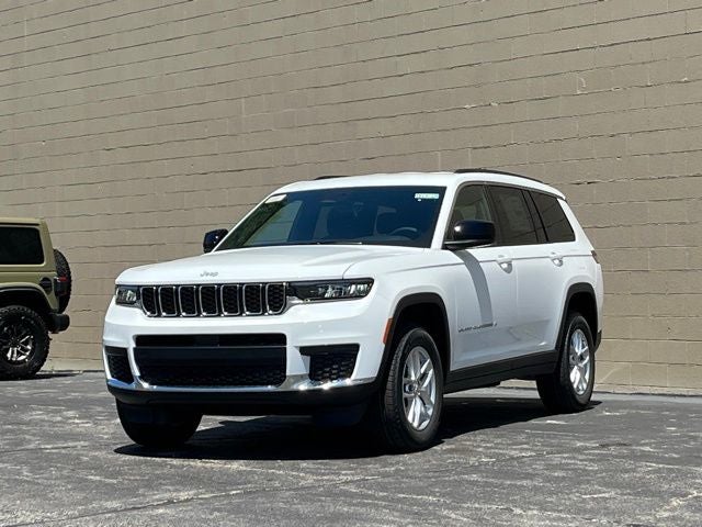 2026 Jeep Grand Cherokee L Laredo