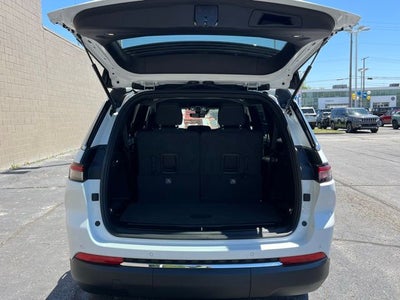 2026 Jeep Grand Cherokee L Laredo
