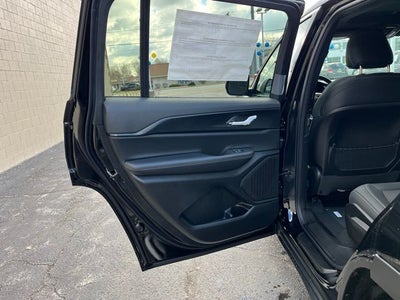 2026 Jeep Grand Cherokee L Laredo