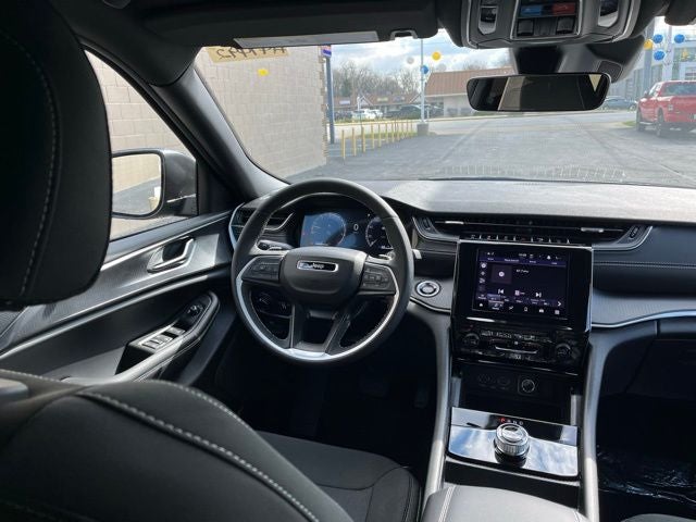 2026 Jeep Grand Cherokee L Laredo