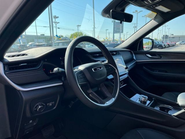 2026 Jeep Grand Cherokee L Laredo