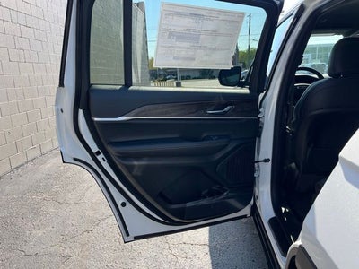 2026 Jeep Grand Cherokee L Laredo