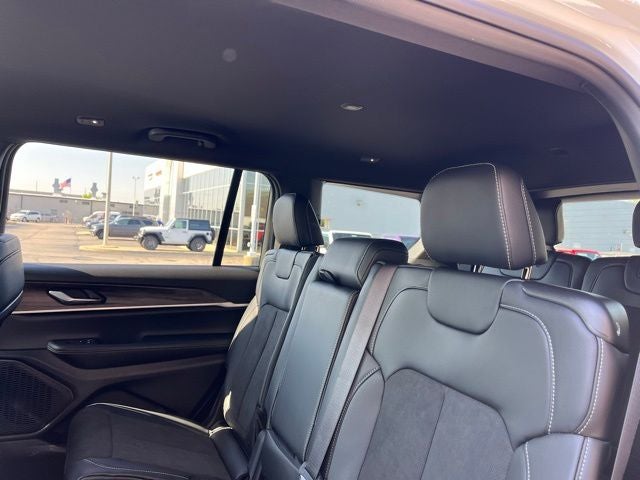 2026 Jeep Grand Cherokee L Laredo