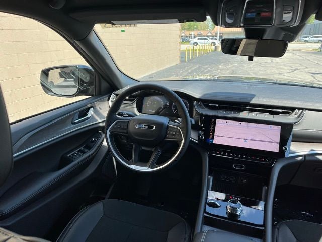 2026 Jeep Grand Cherokee L Laredo