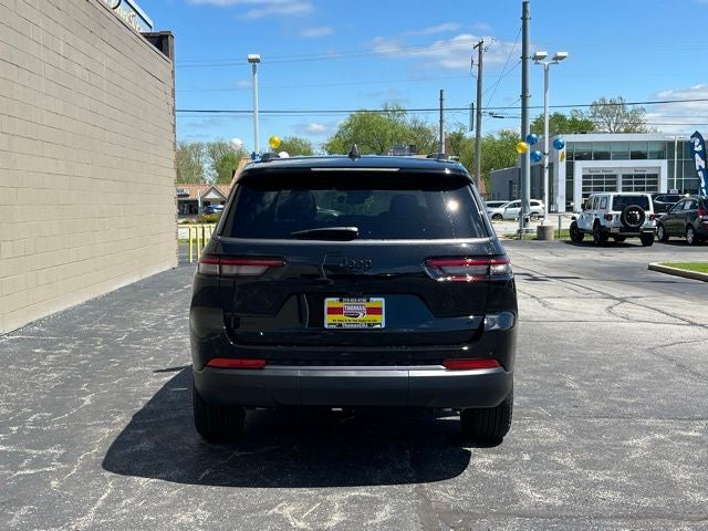 2026 Jeep Grand Cherokee L Laredo