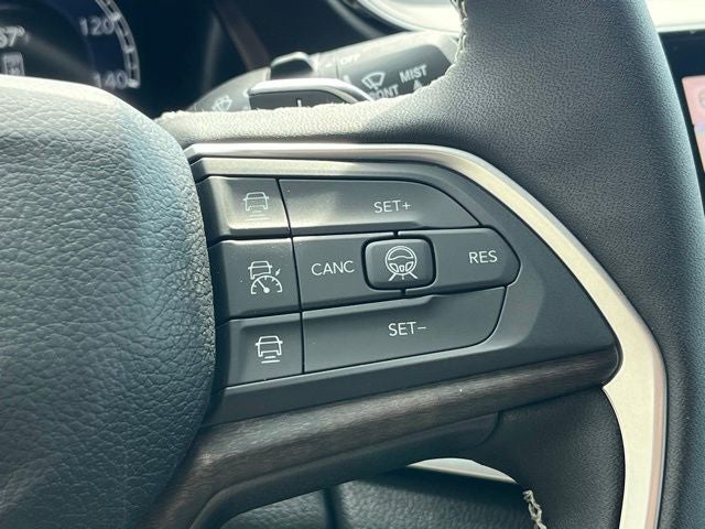 2026 Jeep Grand Cherokee L Laredo
